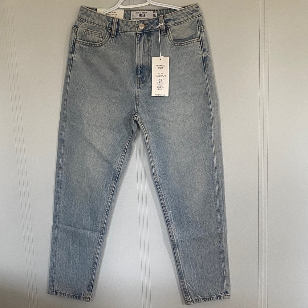 Women's Light Blue Jeans